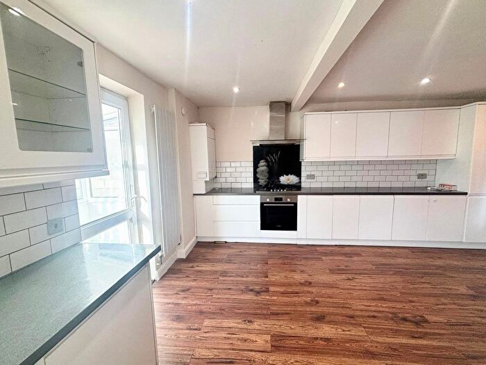 3 Bedroom Property To Rent In Clare Road, Bristol, BS15