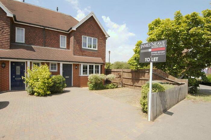 3 Bedroom Semi-Detached House To Rent In Molesey Road, Walton-on-Thames, KT12