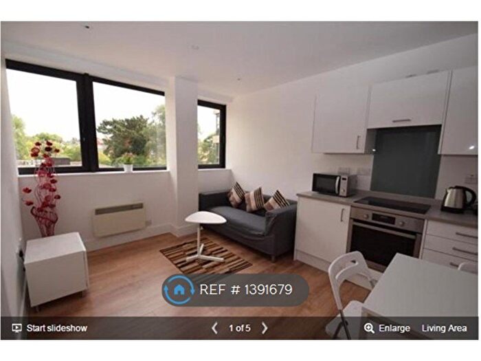 1 Bedroom Flat To Rent In Hanover House, Reading, RG1