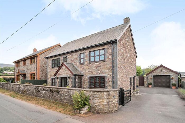 4 Bedroom Detached House For Sale In Velindre, Brecon, LD3