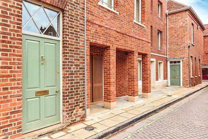 4 Bedroom Terraced House To Rent In Canon Street, Winchester, Hampshire, SO23