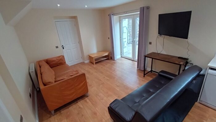 2 Bedroom Flat To Rent In Wellington Street, Footdee, Aberdeen, AB11