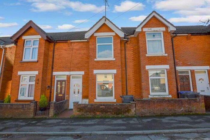 3 Bedroom Property To Rent In Kingsland Road, Salisbury, SP2