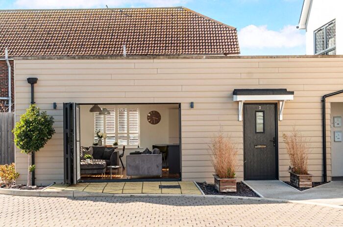 2 Bedroom Flat For Sale In Stocks Lane, East Wittering, PO20