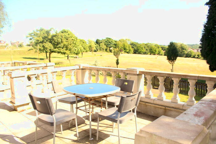 2 Bedroom House To Rent In Dunvant Park Houses, Dunvant, SA2