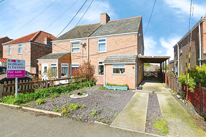 3 Bedroom Semi-Detached House For Sale In White Horse Drive, Dersingham, King's Lynn, PE31