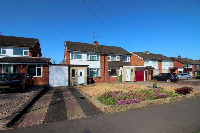 3 Bedroom House For Sale In Crestwood Avenue, Kidderminster, DY11