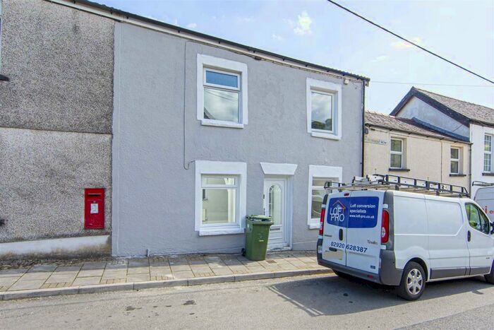 2 Bedroom Terraced House To Rent In Fforchneol Row, Aberdare, CF44