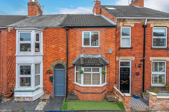 3 Bedroom Terraced House For Sale In Albion Road, Grantham, NG31