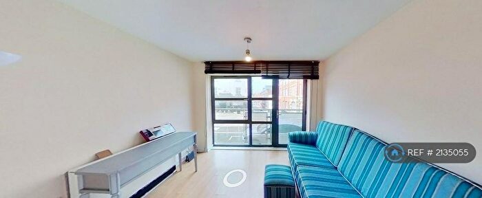 2 Bedroom Flat To Rent In Trippet Lane, Sheffield, S1