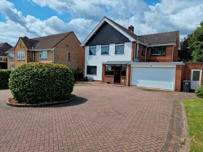 4 Bedroom Detached House To Rent In Little Sutton Lane, Sutton Coldfield, B75