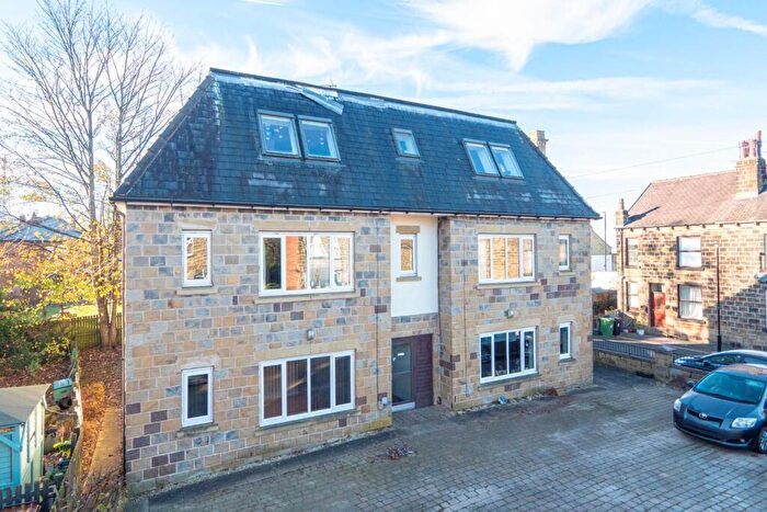 2 Bedroom House For Sale In Westmoor Street, Leeds, LS13