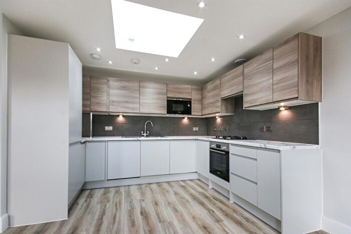 Studio To Rent In The Mall, London, W5