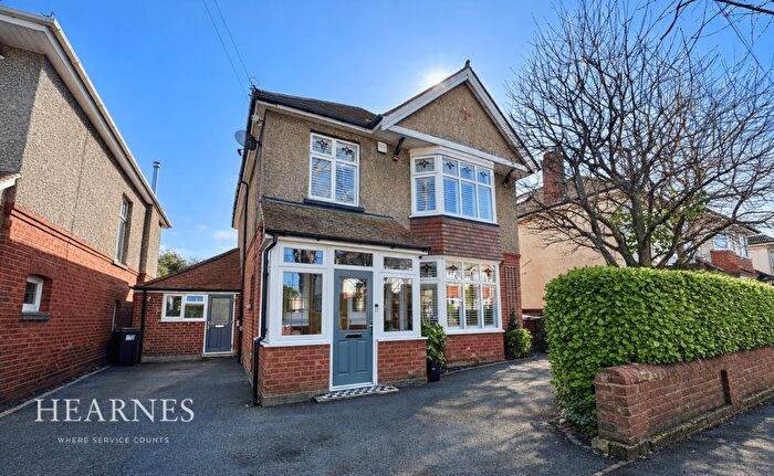 5 Bedroom Detached House For Sale In Fernside Road, Talbot Park, Bournemouth, BH9