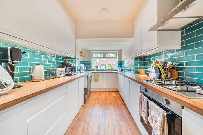 2 Bedroom Bungalow For Sale In Nearsby Drive, West Bridgford, Nottingham, Nottinghamshire, NG2