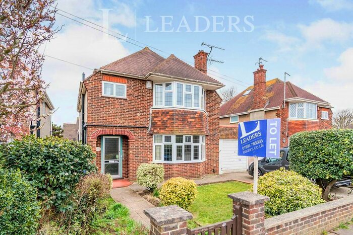 4 Bedroom Detached House To Rent In Harvey Road, Goring-By-Sea, Worthing, BN12