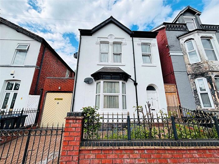 4 Bedroom Detached House For Sale In Gillott Road, Birmingham, West Midlands, B16