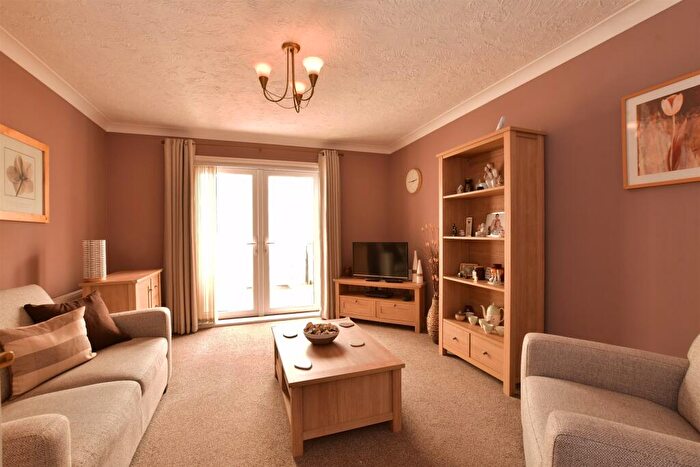 2 Bedroom Terraced House For Sale In Cheyne Court, Wickford, Essex, SS12