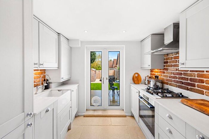 3 Bedroom Cottage For Sale In Hermitage Road, East Grinstead, RH19