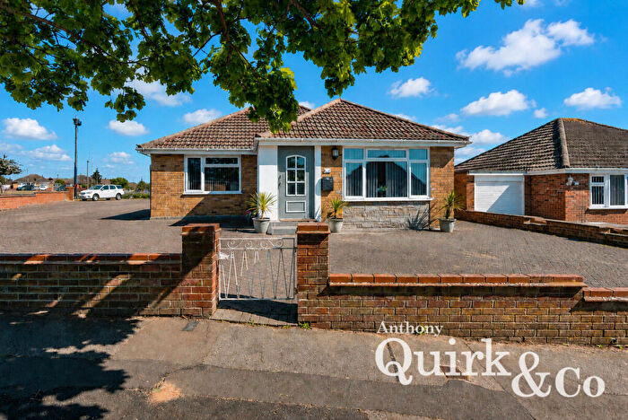 3 Bedroom Detached Bungalow For Sale In Spashett Road, Lowestoft, NR32