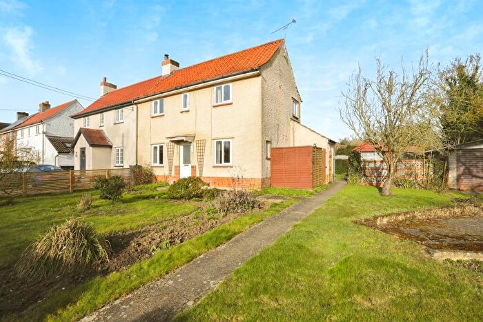 3 Bedroom Semi-Detached House For Sale In Chapel Road, Otley, Ipswich, IP6