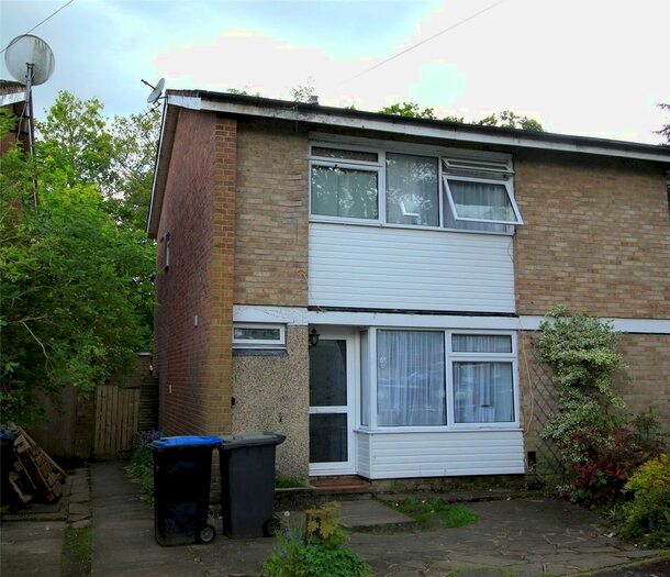 4 Bedroom Semi-Detached House To Rent In Cherrywood Avenue, Englefield Green, Egham, Surrey, TW20