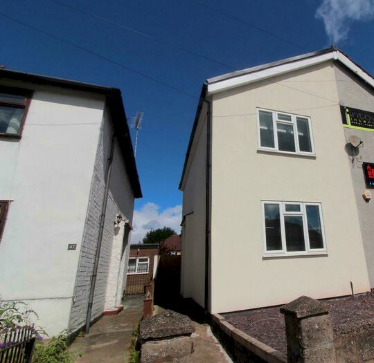 3 Bedroom Semi-Detached House To Rent In Weston Road, Stafford, Staffordshire, ST16