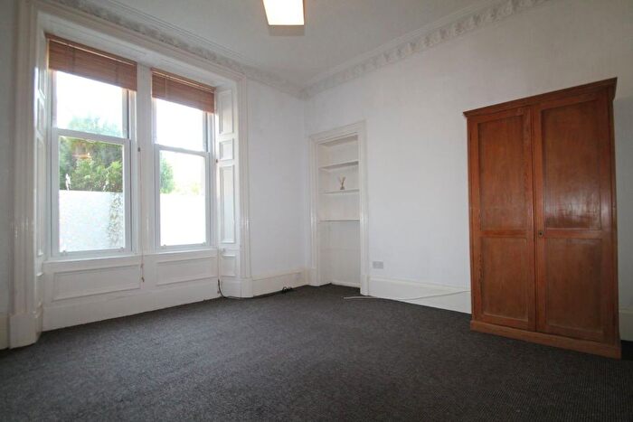 1 Bedroom Flat To Rent In Union Place, Dundee, DD2