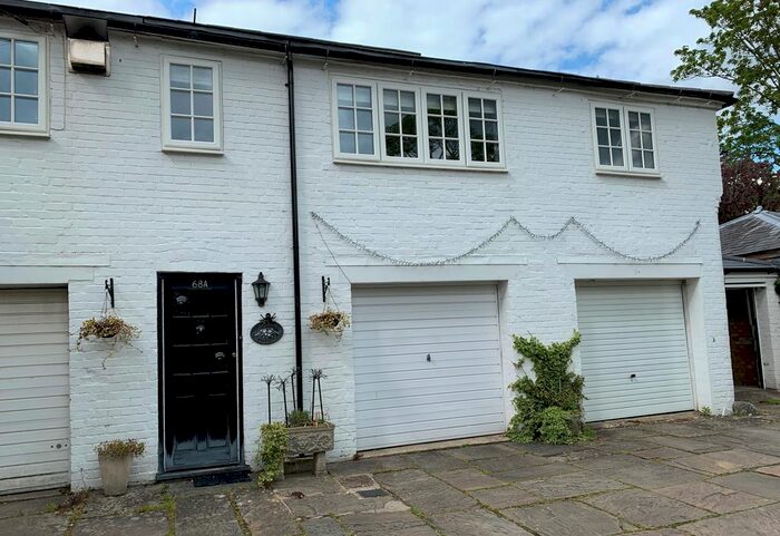 2 Bedroom Flat To Rent In Bell Street, Henley-On-Thames, RG9