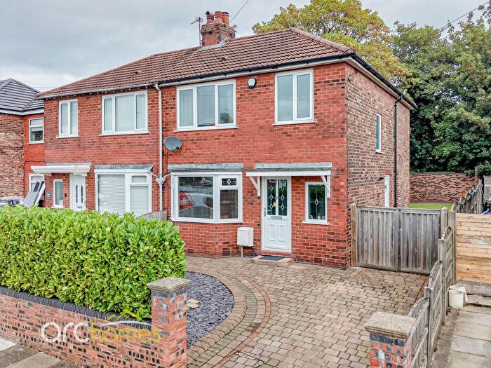 3 Bedroom Semi-Detached House For Sale In Dearden Avenue, Little Hulton, M38