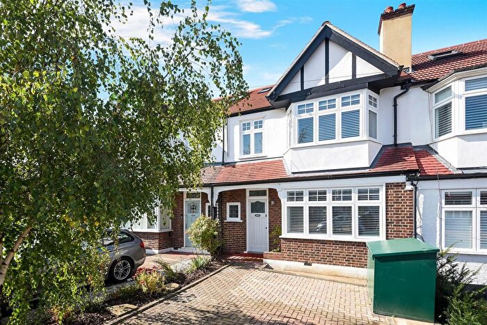 4 Bedroom Terraced House For Sale In Fairway, Raynes Park, SW20