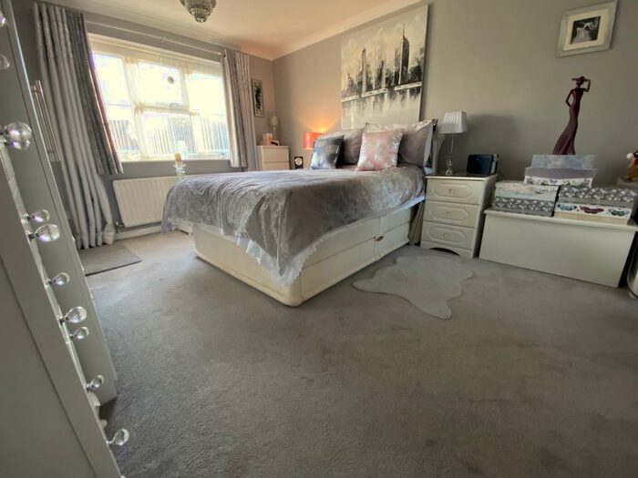 1 Bedroom Ground Maisonette To Rent In Lincoln Close, Welwyn Garden City, AL7