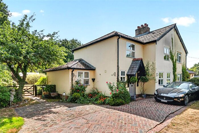2 Bedroom Semi-Detached House For Sale In Garsons Lane, Warfield, Bracknell, Berkshire, RG42