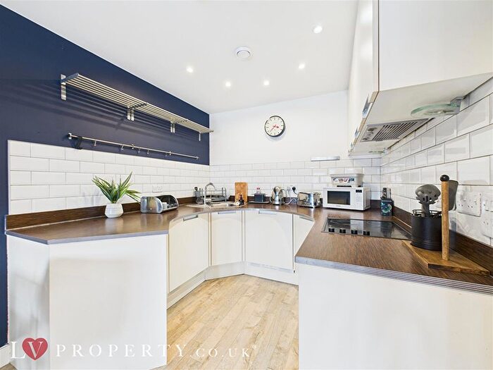 1 Bedroom Flat To Rent In Essex Street, Birmingham, West Midlands, B5