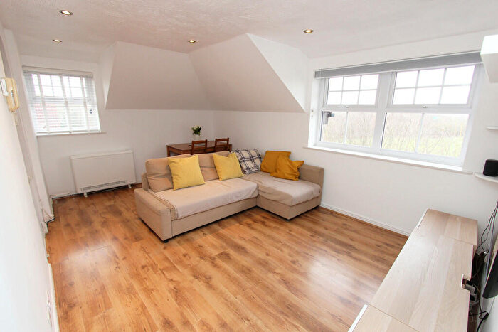 2 Bedroom Apartment For Sale In Wardour Court, Bow Arrow Lane, DA2