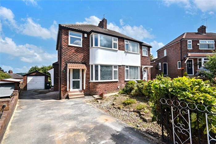 3 Bedroom Semi-Detached House To Rent In Calverley Garth, Leeds, West Yorkshire, LS13