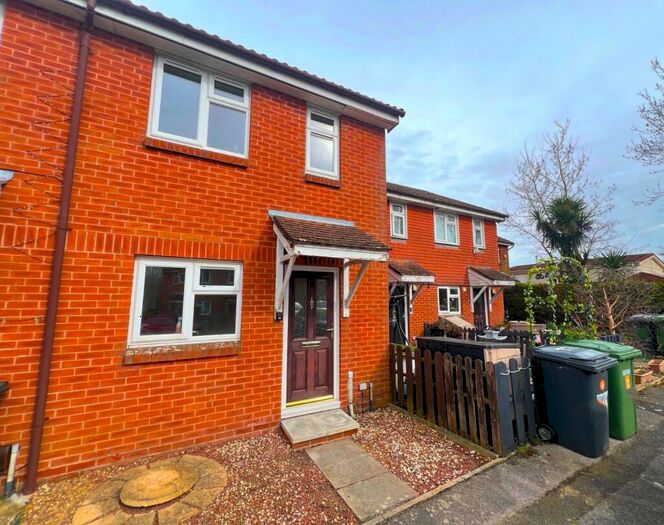 2 Bedroom Terraced House To Rent In Brookside Way, West End, Southampton, SO30