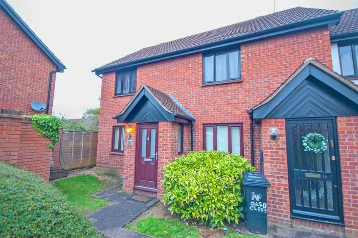 2 Bedroom Maisonette To Rent In Gilson Close, Chelmer Village, Chelmsford, CM2