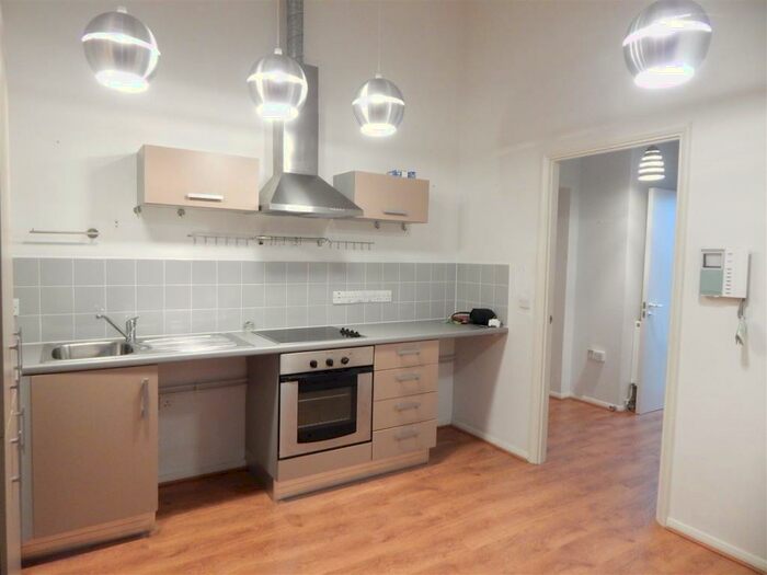 2 Bedroom Apartment To Rent In The Fabric, Yeoman Street, Leicester, LE1