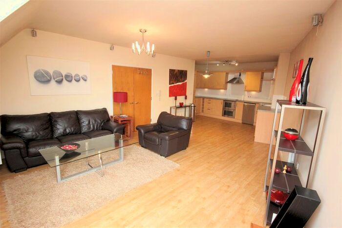 2 Bedroom Flat To Rent In Woodbrooke Grove, Birmingham, B31