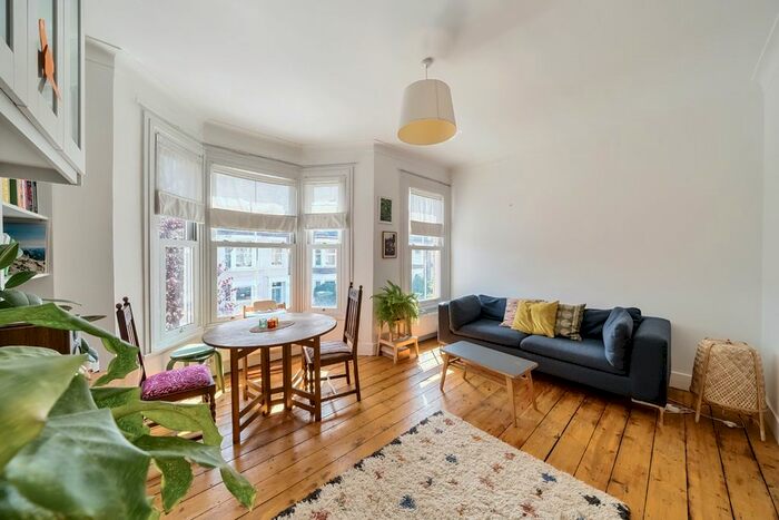 2 Bedroom Flat To Rent In Finland Road, Brockley, London, SE4