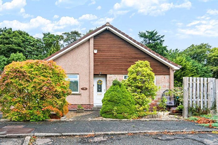 3 Bedroom Detached Bungalow For Sale In Polmont Park, Polmont, FK2