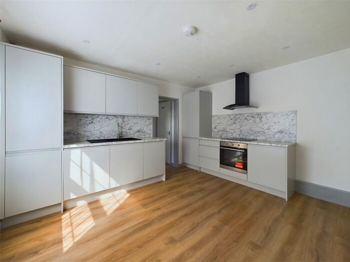 2 Bedroom End Of Terrace House To Rent In Derby Road, Gloucester, Gloucestershire, GL1