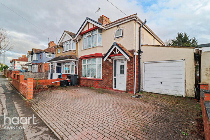 3 Bedroom Semi-Detached House To Rent In Shrivenham Road, Swindon, SN1