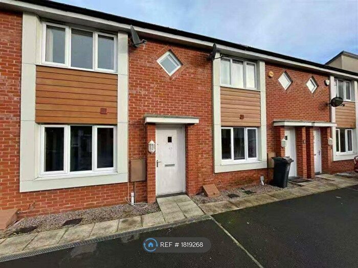 2 Bedroom Terraced House To Rent In Marylebone Place, Leicester, LE2