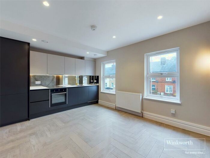 2 Bedroom Apartment To Rent In Oxford Road, Reading, RG30