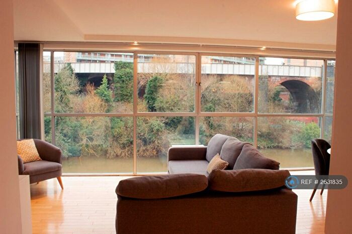 2 Bedroom Flat To Rent In South Hall Street, Salford, M5