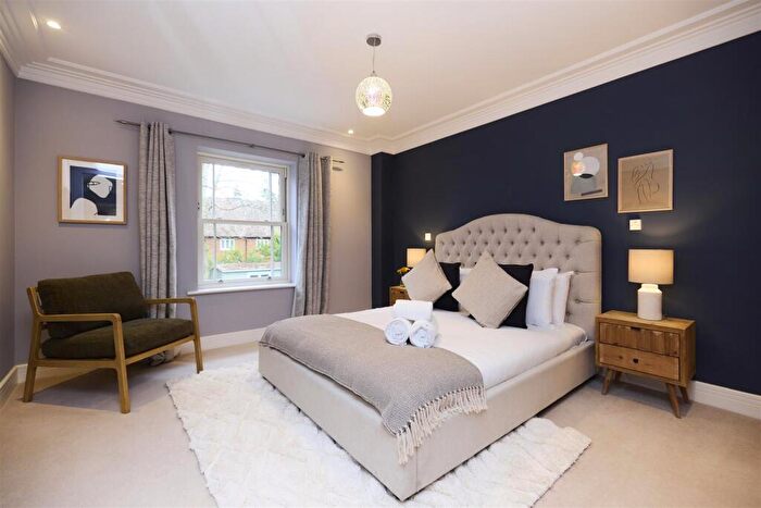 4 Bedroom Semi-Detached House To Rent In Queensbury Gardens, Ascot, SL5