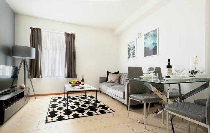 2 Bedroom Flat To Rent In Laystall Street, London, EC1R