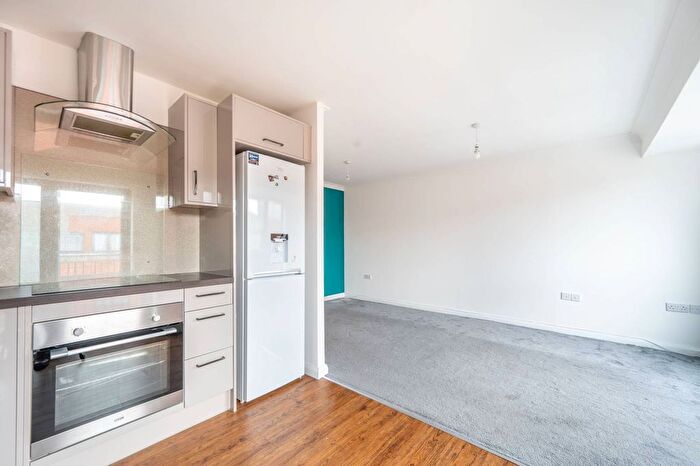 2 Bedroom Flat To Rent In Hirst Crescent, North Wembley, Wembley, HA9